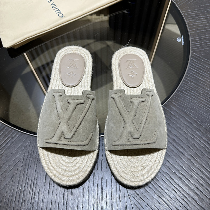 L0VT SANDAL