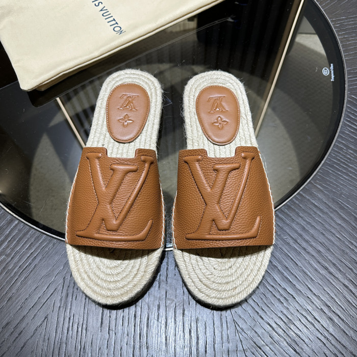 L0VT SANDAL