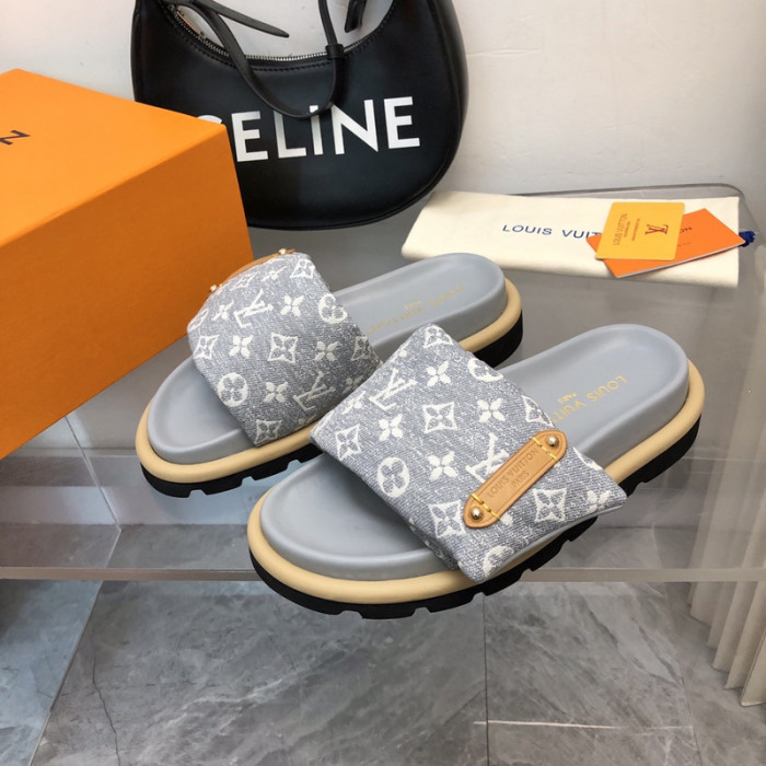 L0VT SANDAL