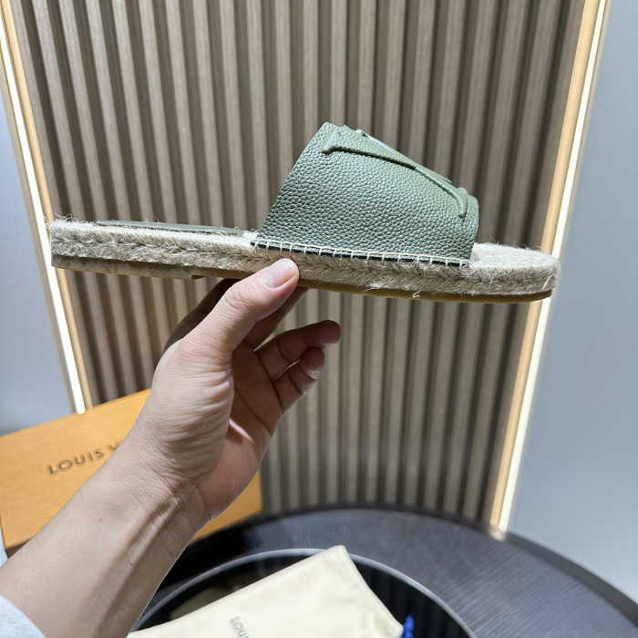 L0VT SANDAL