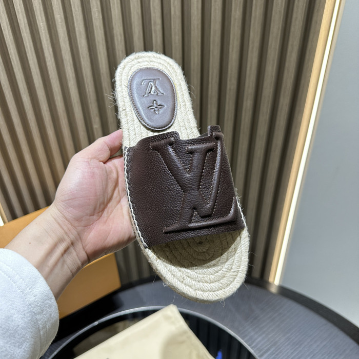 L0VT SANDAL