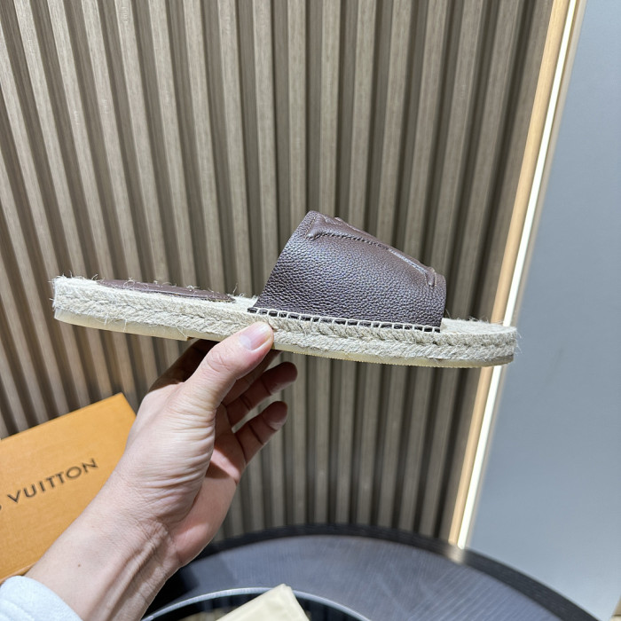 L0VT SANDAL