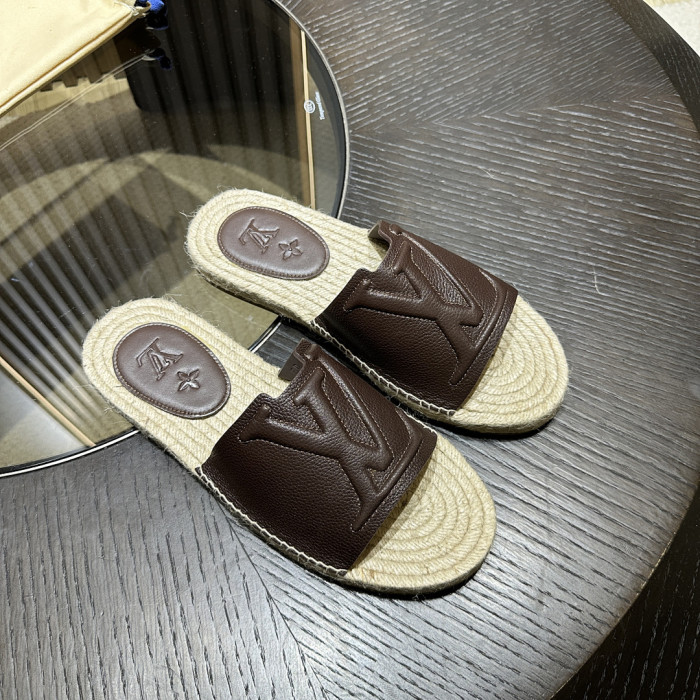 L0VT SANDAL