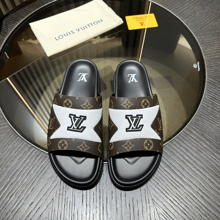 L0VT SANDAL