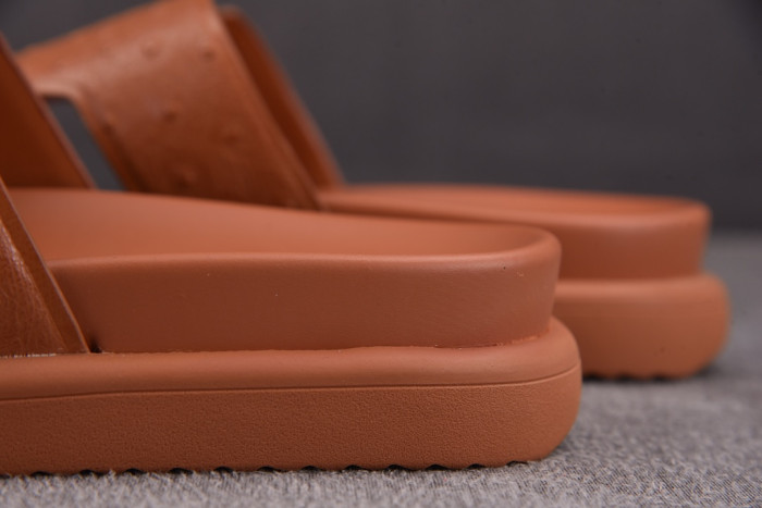 L0VT SANDAL