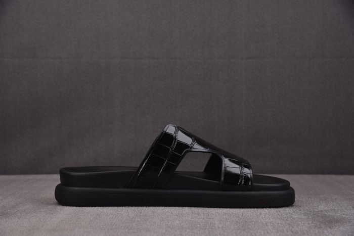 L0VT SANDAL