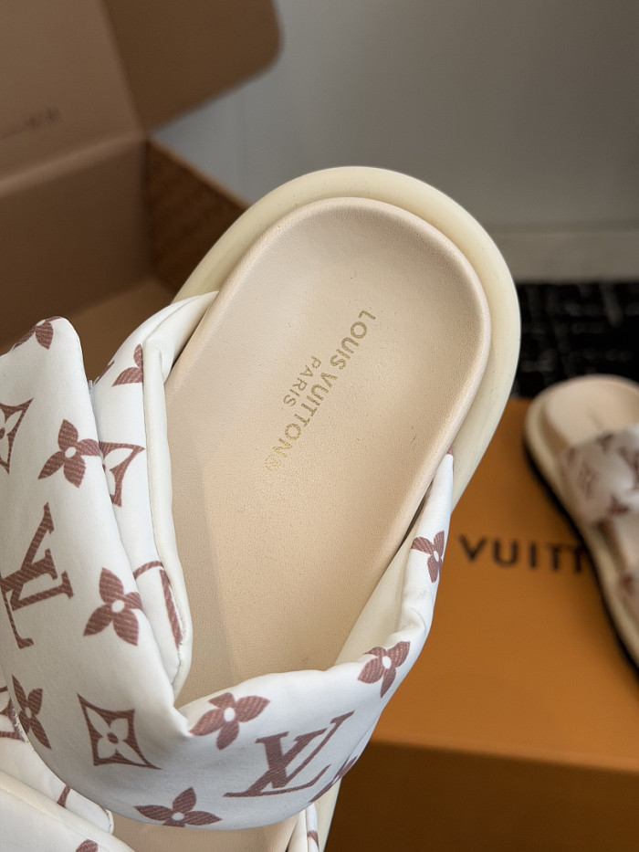L0VT SANDAL