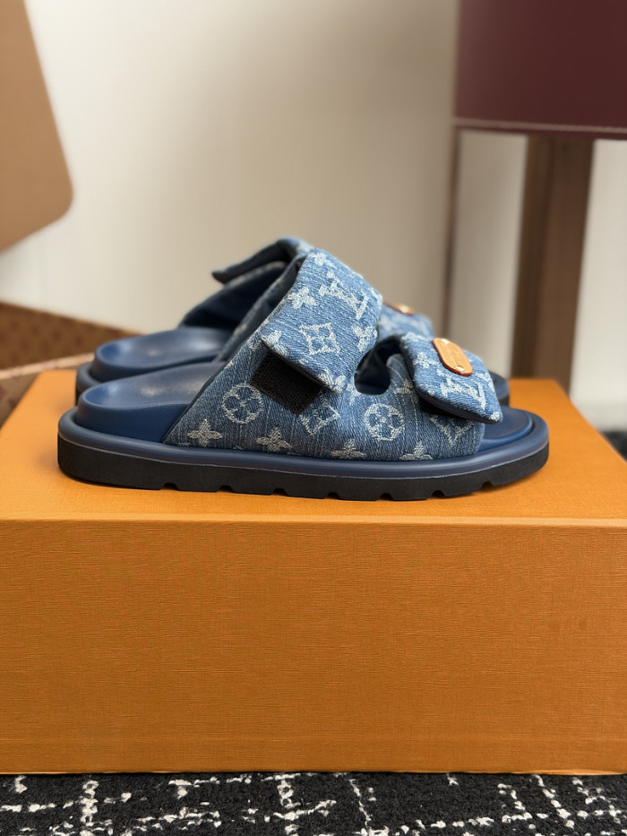 L0VT SANDAL