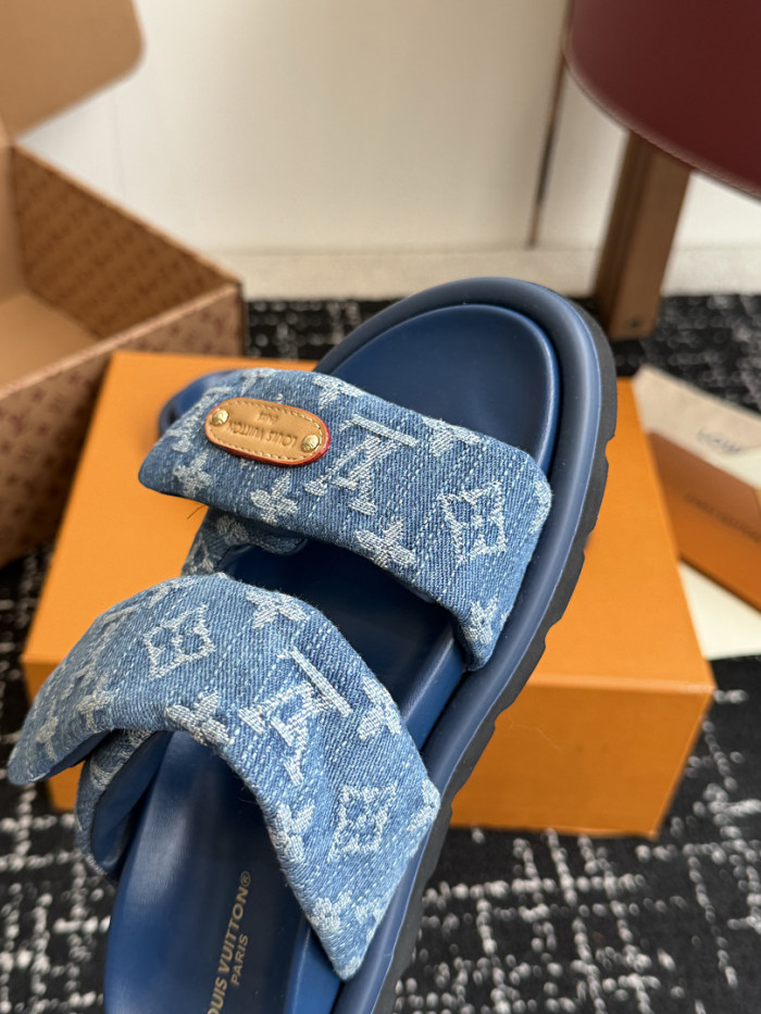 L0VT SANDAL