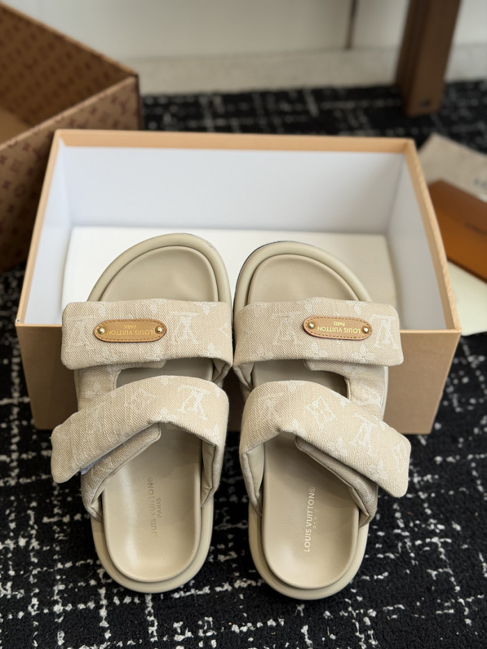 L0VT SANDAL