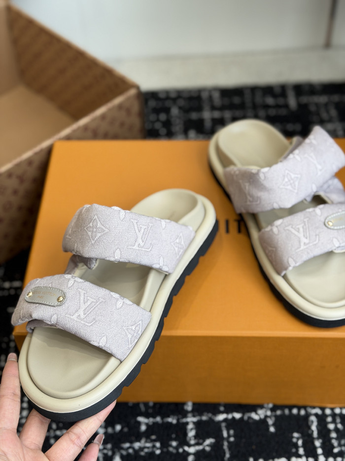 L0VT SANDAL