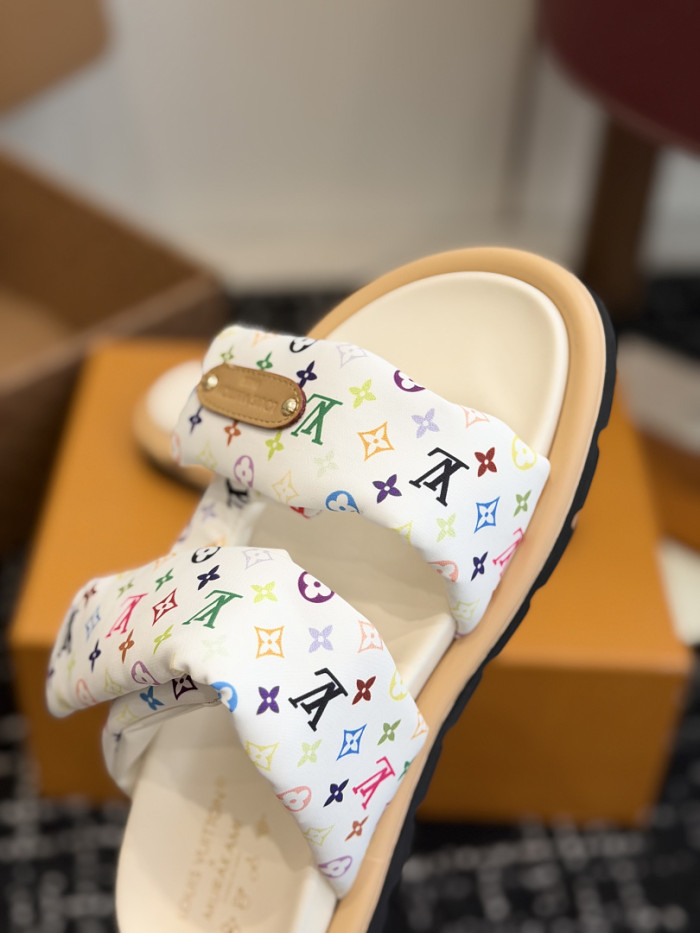 L0VT SANDAL
