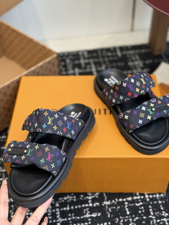 L0VT SANDAL