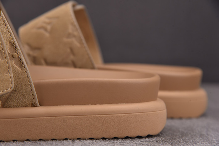 L0VT SANDAL