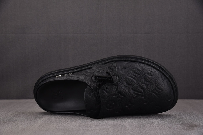 L0VT SANDAL