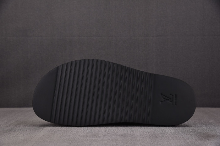 L0VT SANDAL