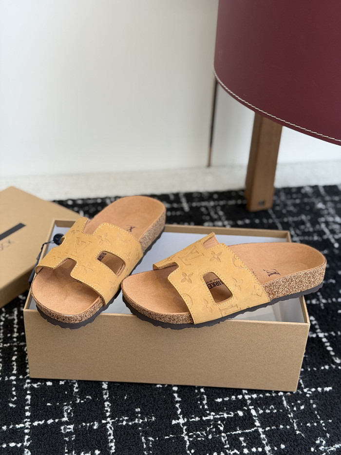 L0VT SANDAL