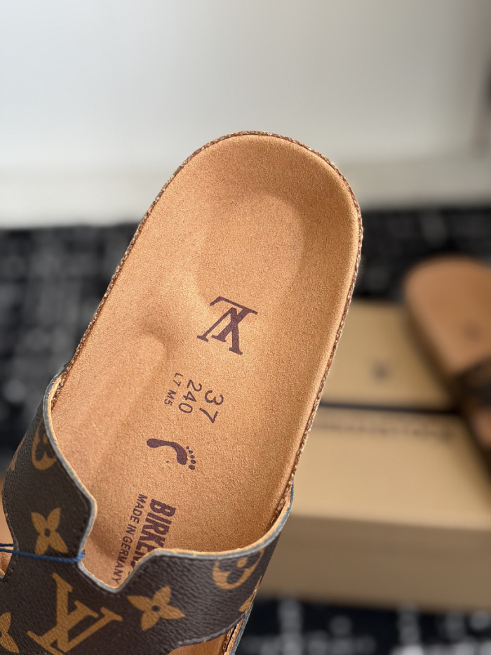 L0VT SANDAL