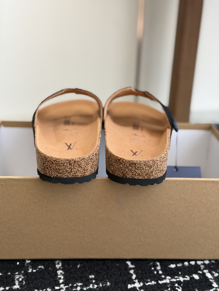 L0VT SANDAL
