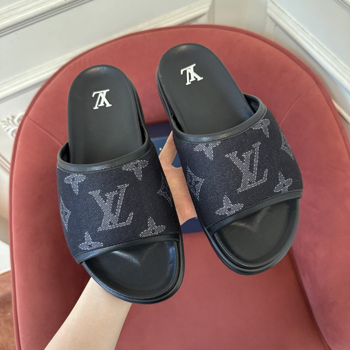 L0VT SANDAL