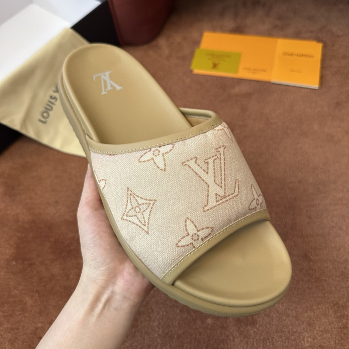 L0VT SANDAL