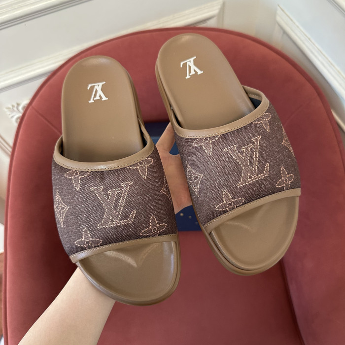 L0VT SANDAL