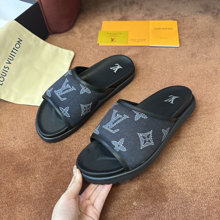 L0VT SANDAL
