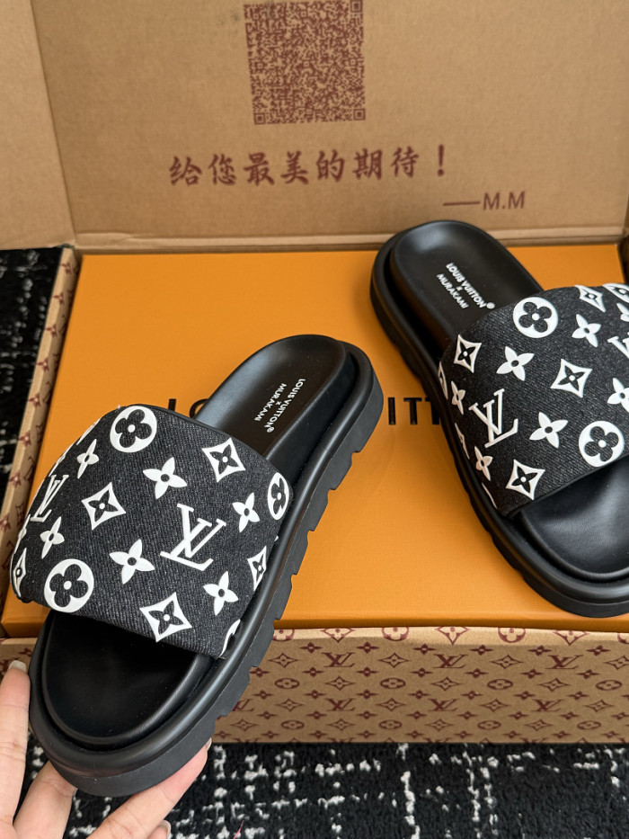 L0VT SANDAL