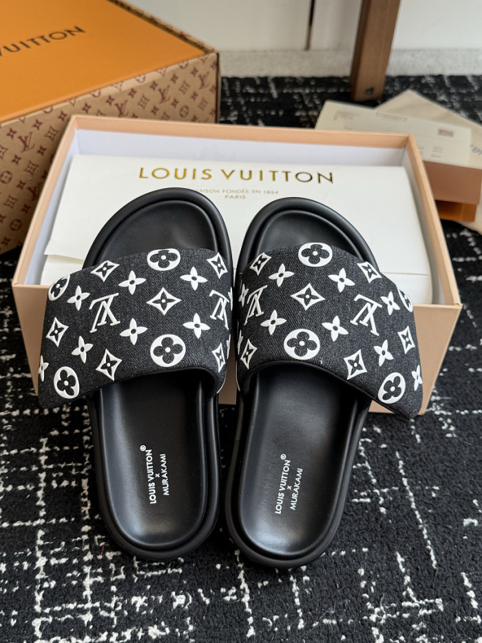 L0VT SANDAL