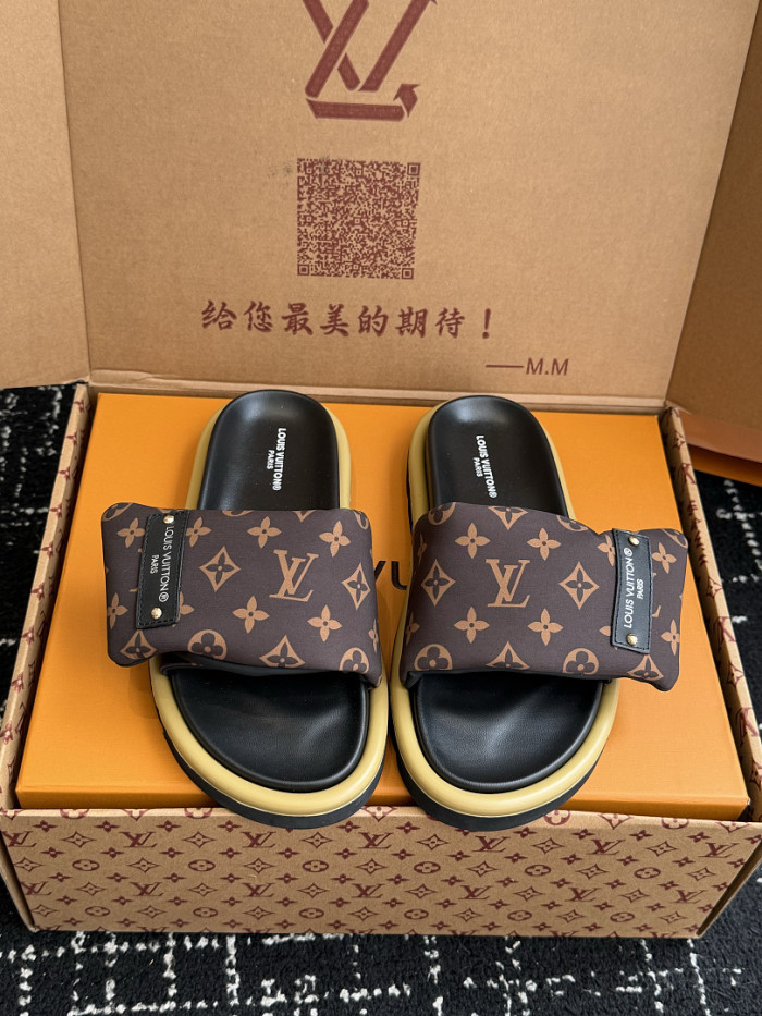 L0VT SANDAL