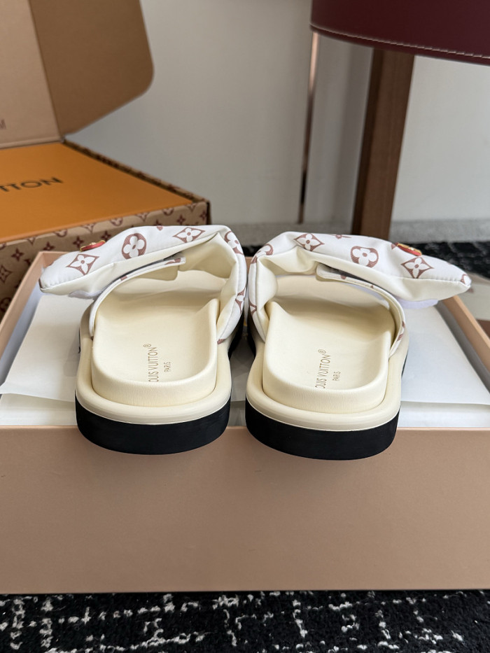 L0VT SANDAL