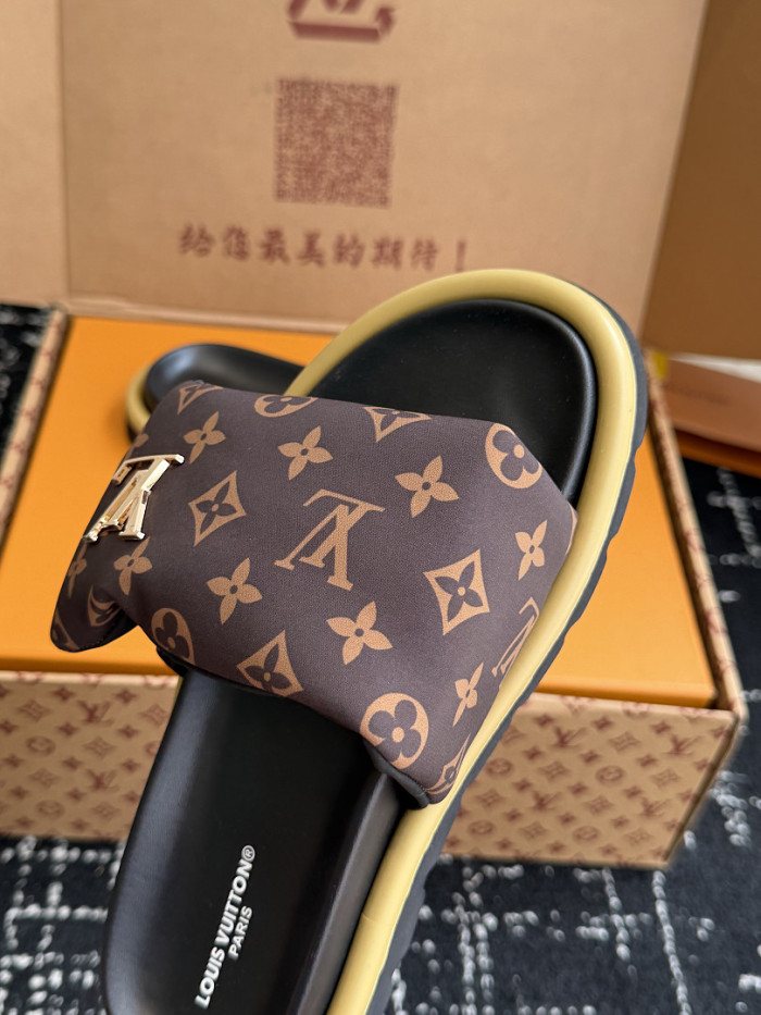 L0VT SANDAL