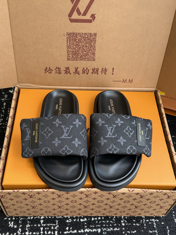 L0VT SANDAL