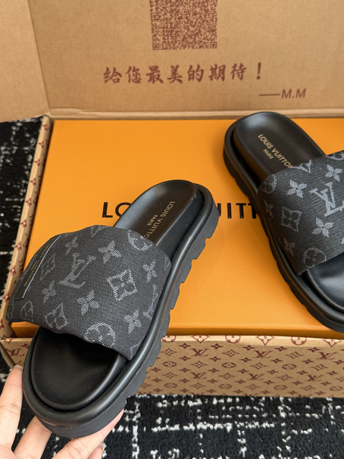 L0VT SANDAL