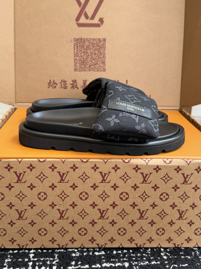L0VT SANDAL
