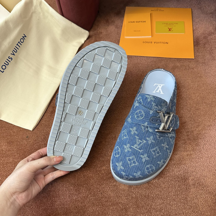 L0VT SANDAL