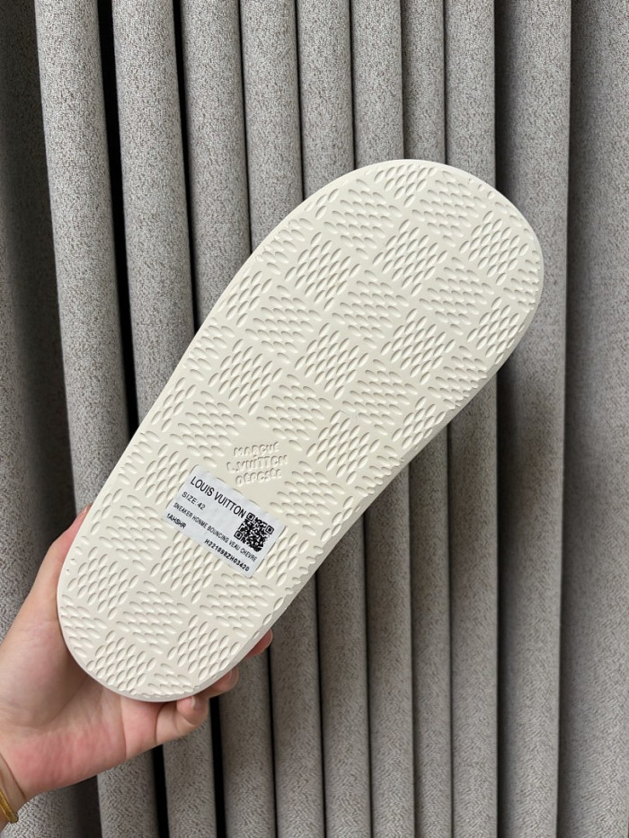 L0VT SANDAL