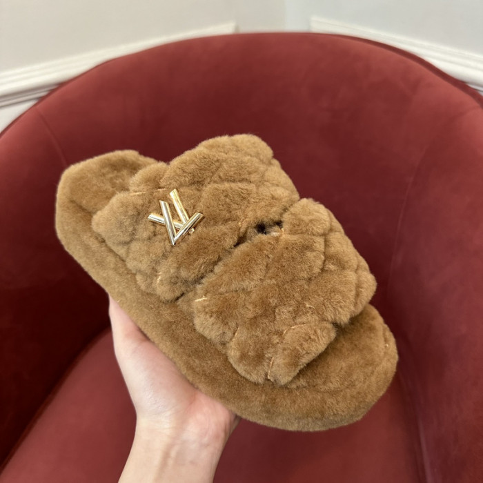 L0VT SANDAL