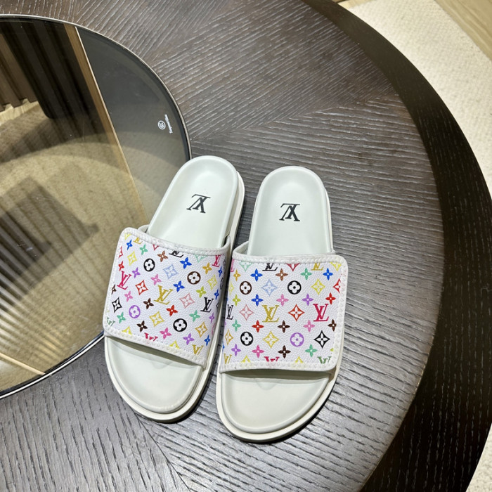 L0VT SANDAL