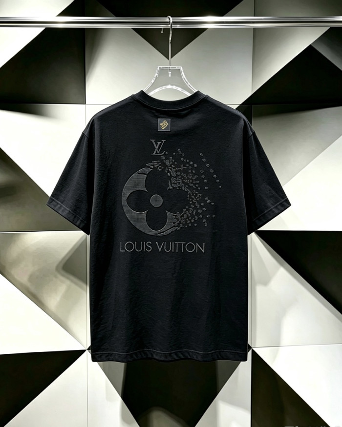 L0VT clothing