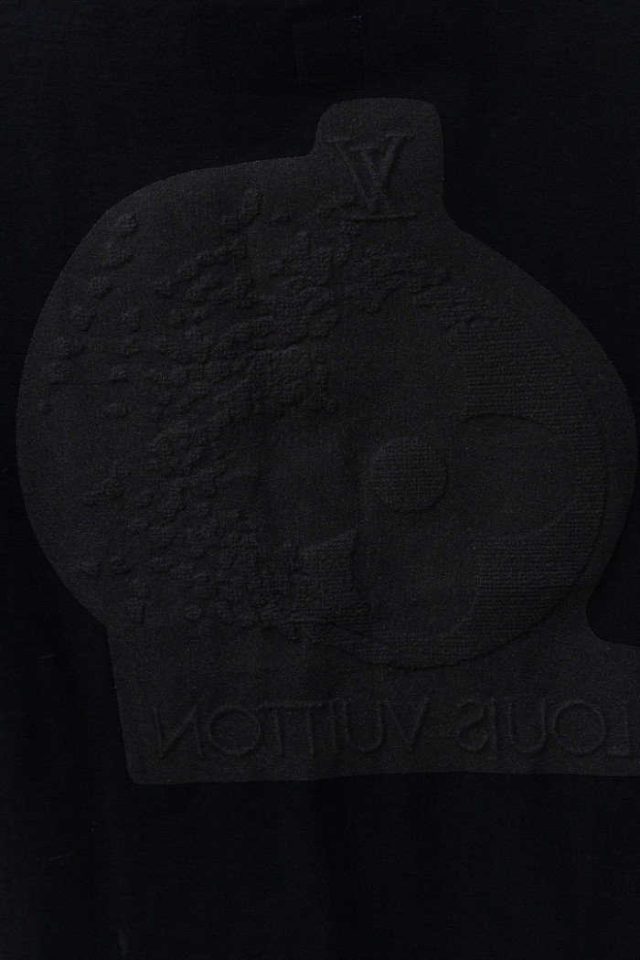 L0VT clothing
