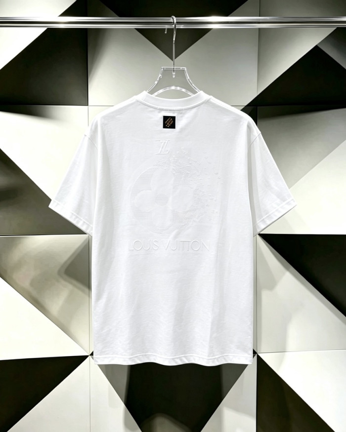 L0VT clothing