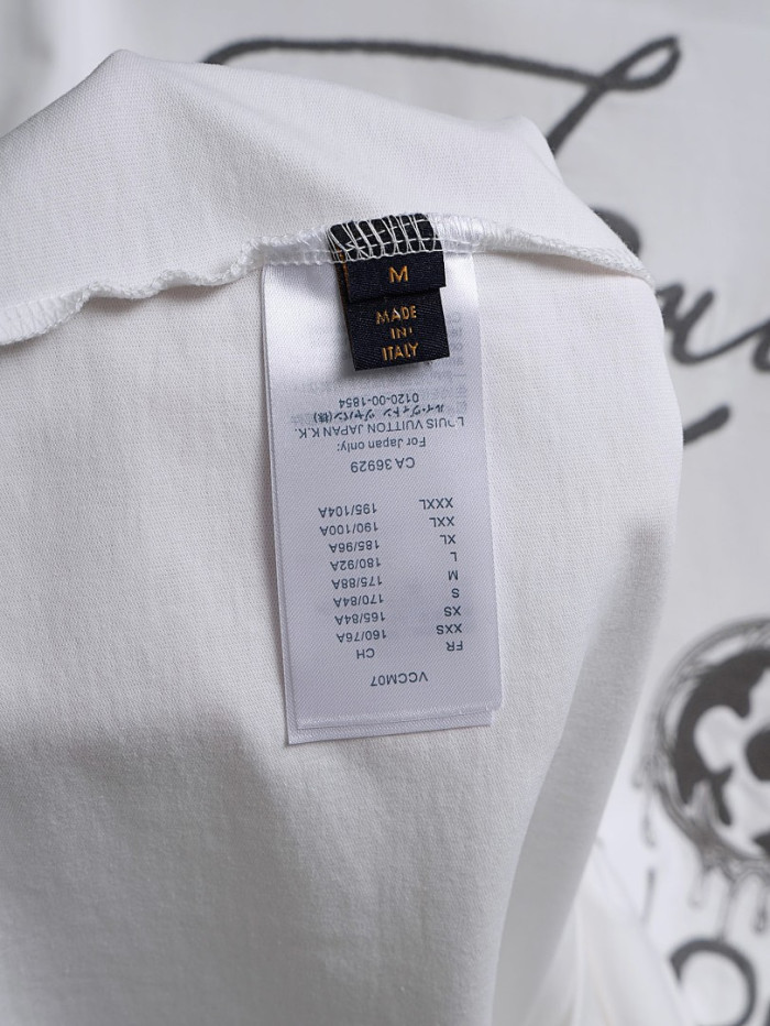 L0VT clothing