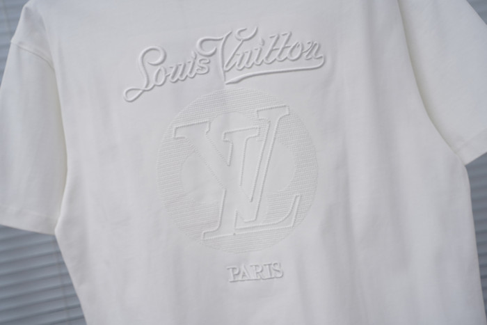 L0VT clothing