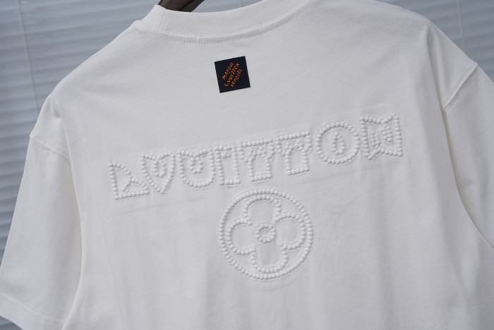 L0VT clothing