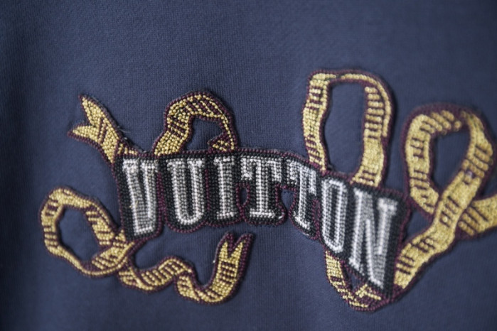 L0VT SHIRT