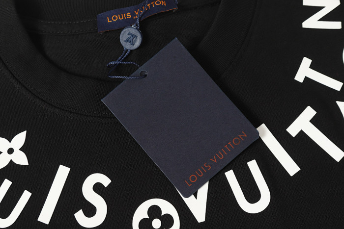 L0VT clothing