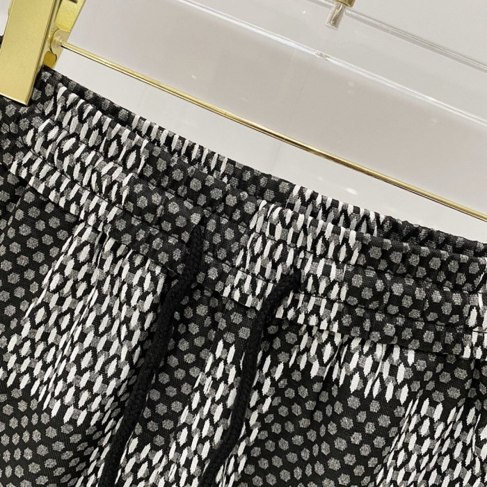 L0VT shorts