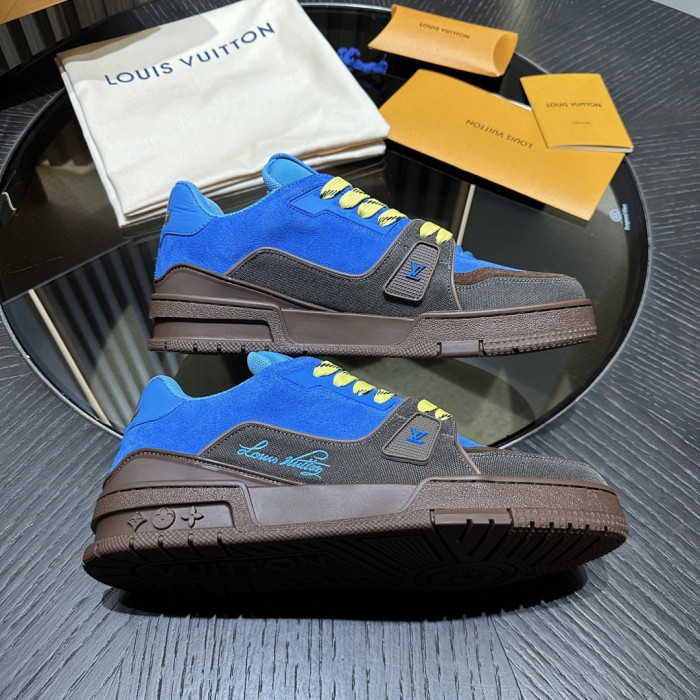 L0VT SNEAKER