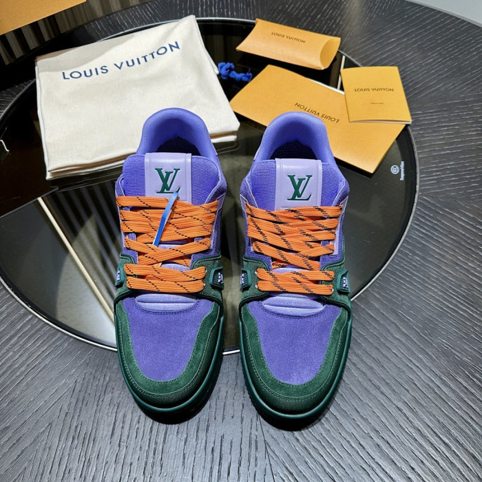 L0VT SNEAKER